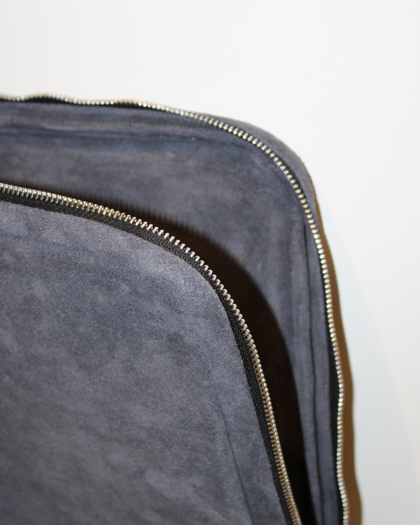 Laptop Case in Oscuro Gris