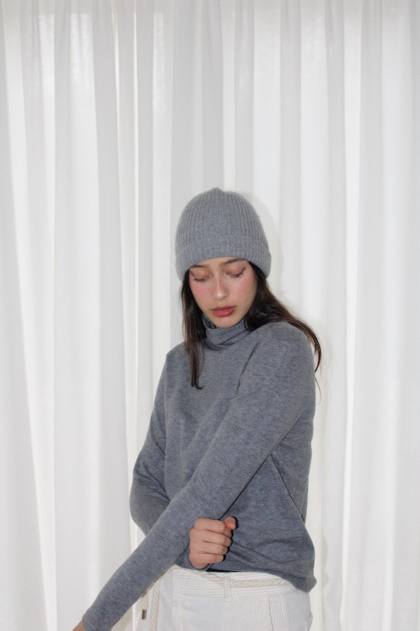 The Snug Turtleneck in Grey